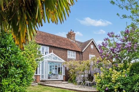 View Full Details for Lingfield Road, Edenbridge, Kent