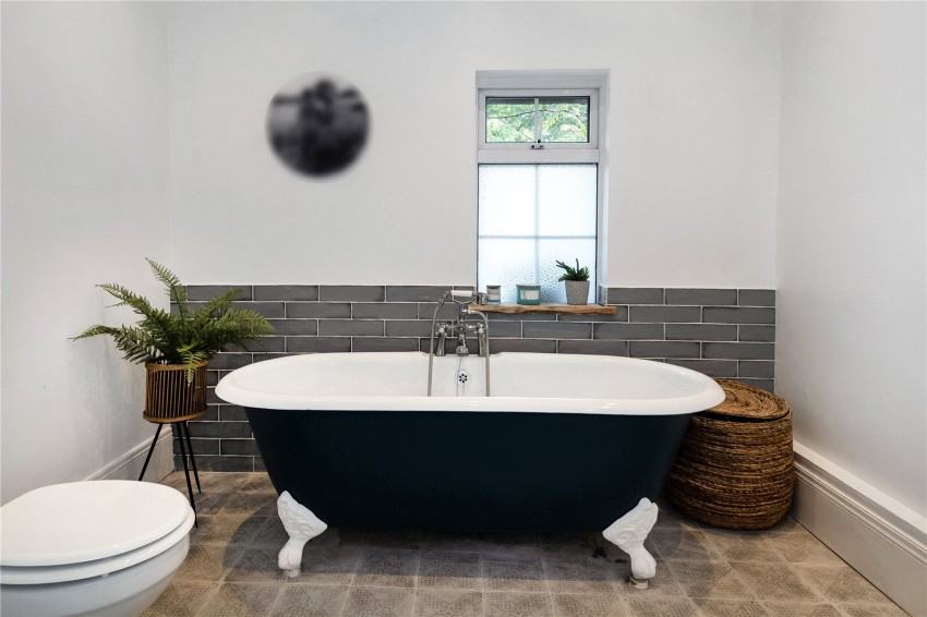 Images for Lingfield Road, Edenbridge, Kent