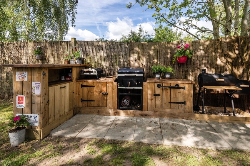 Images for Lingfield Road, Edenbridge, Kent