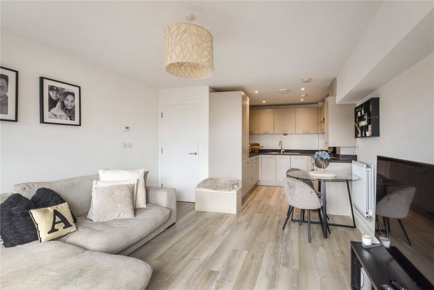 Images for Caxton Close, Edenbridge, Kent