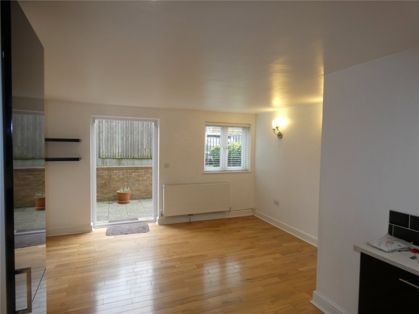 Images for Redhill