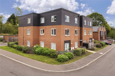 View Full Details for Caxton Close, Edenbridge