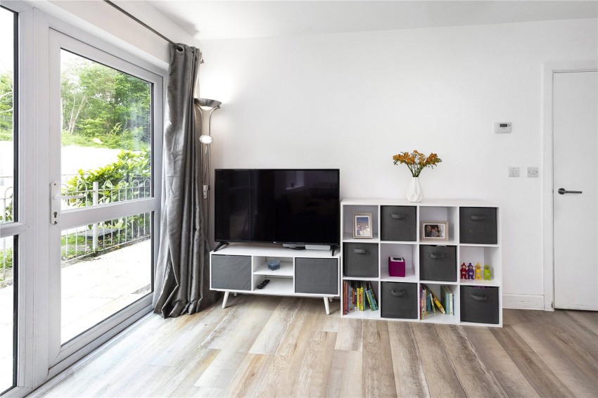 Images for Caxton Close, Edenbridge