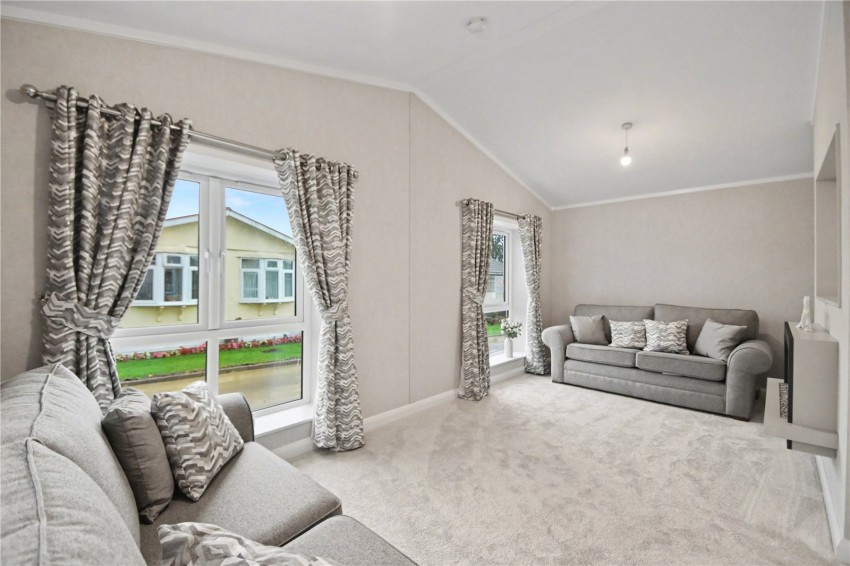 Images for Crouch House Road, Edenbridge, Kent