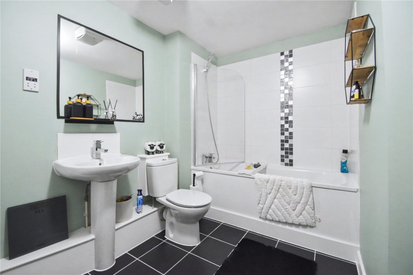 Images for High Street, 67a High Street, Edenbridge, Kent